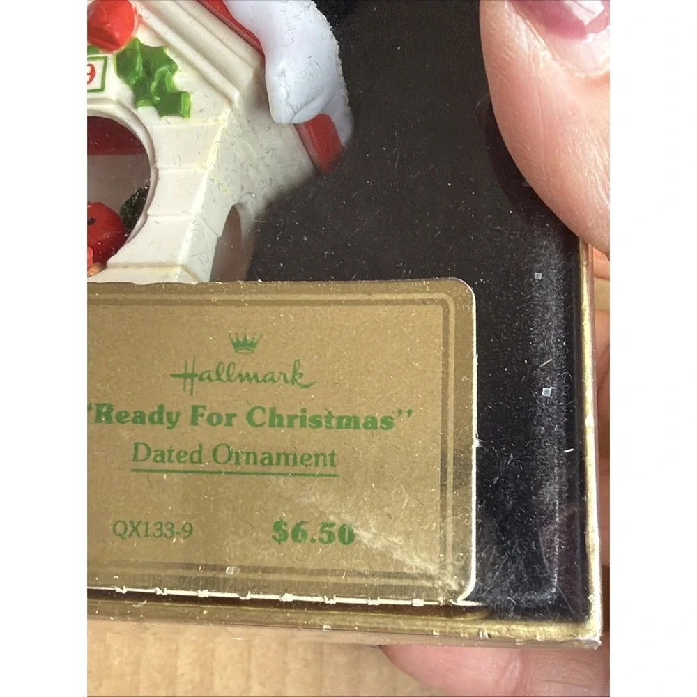 Vintage 1979 Hallmark Keepsake Ready For Christmas Birdhouse Ornament QX1339 Box